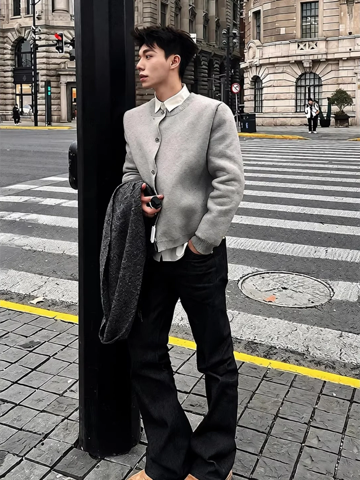 Casual Men's Knit Sweater Button Design Cardigan Versatile Winter Faion Cleanfit Comfortable Long Sve Regular Fit Knitte...
Casual Men's Knit Sweater Button Design Cardigan Versatile Winter Faion Cleanfit Comfortable Long Sve Regular Fit Knitte...