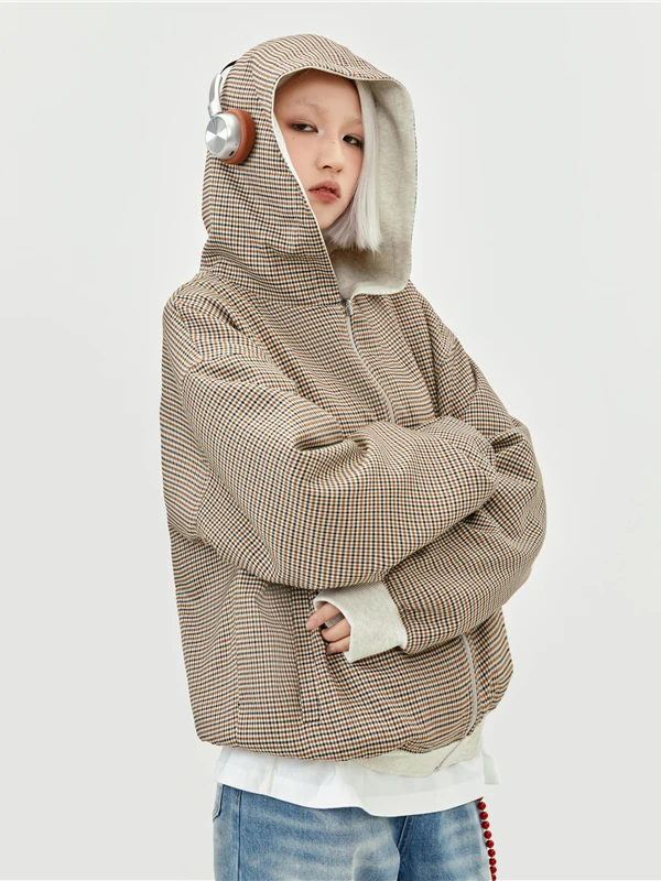 Американское двустороннее клетчатое пальто в стиле ретро, свободное простое пальто для пар, весенне-осенняя толстовка с капюшоном, мужской и женский кардиган, свитер
Американское двустороннее клетчатое пальто в стиле ретро, свободное простое пальто для пар, весенне-осенняя толстовка с капюшоном, мужской и женский кардиган, свитер