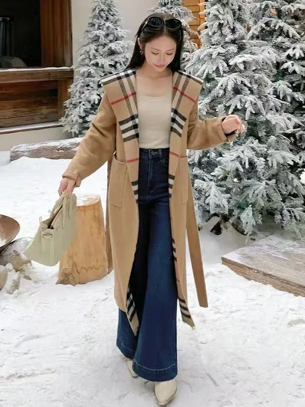 plus Size 300 Pou Mid-Length Hooded Woolen Coat Women's Faion High-End Feel Loose Fit Warmth Polyester Winter New...
plus Size 300 Pou Mid-Length Hooded Woolen Coat Women's Faion High-End Feel Loose Fit Warmth Polyester Winter New...