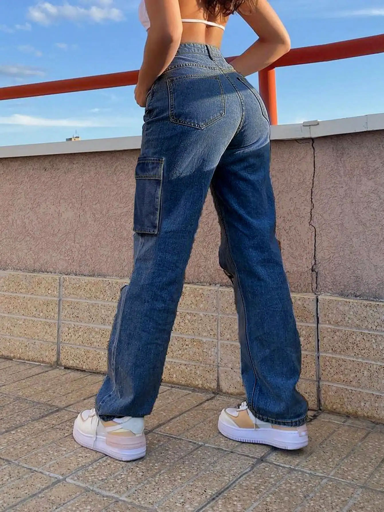 Women's Practical Straight Hole Denim Jeans - Mid Waist Comfortable Fit Jeans With Workwear Pockets, Suitable For Casual Or Work
Women's Practical Straight Hole Denim Jeans - Mid Waist Comfortable Fit Jeans With Workwear Pockets, Suitable For Casual Or Work