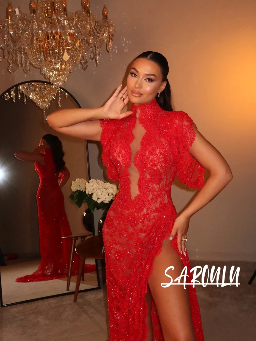 Sexy High Slit Red Evening Dress Beaded Shimmering Lace Customized Prom Gown Short Sleeves Gorgeous Cut Out Party Women Wear
Sexy High Slit Red Evening Dress Beaded Shimmering Lace Customized Prom Gown Short Sleeves Gorgeous Cut Out Party Women Wear