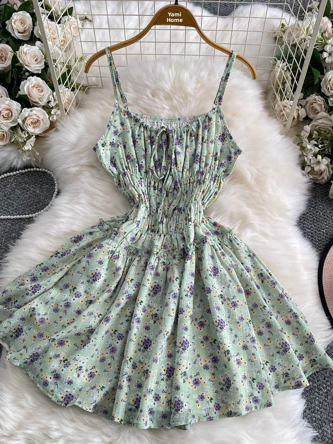 Retro Floral Print Halter Dress Women's Sexy Slimming Short Skirt Spring Summer City Commute Travel High Waist A-Line Dress
Retro Floral Print Halter Dress Women's Sexy Slimming Short Skirt Spring Summer City Commute Travel High Waist A-Line Dress