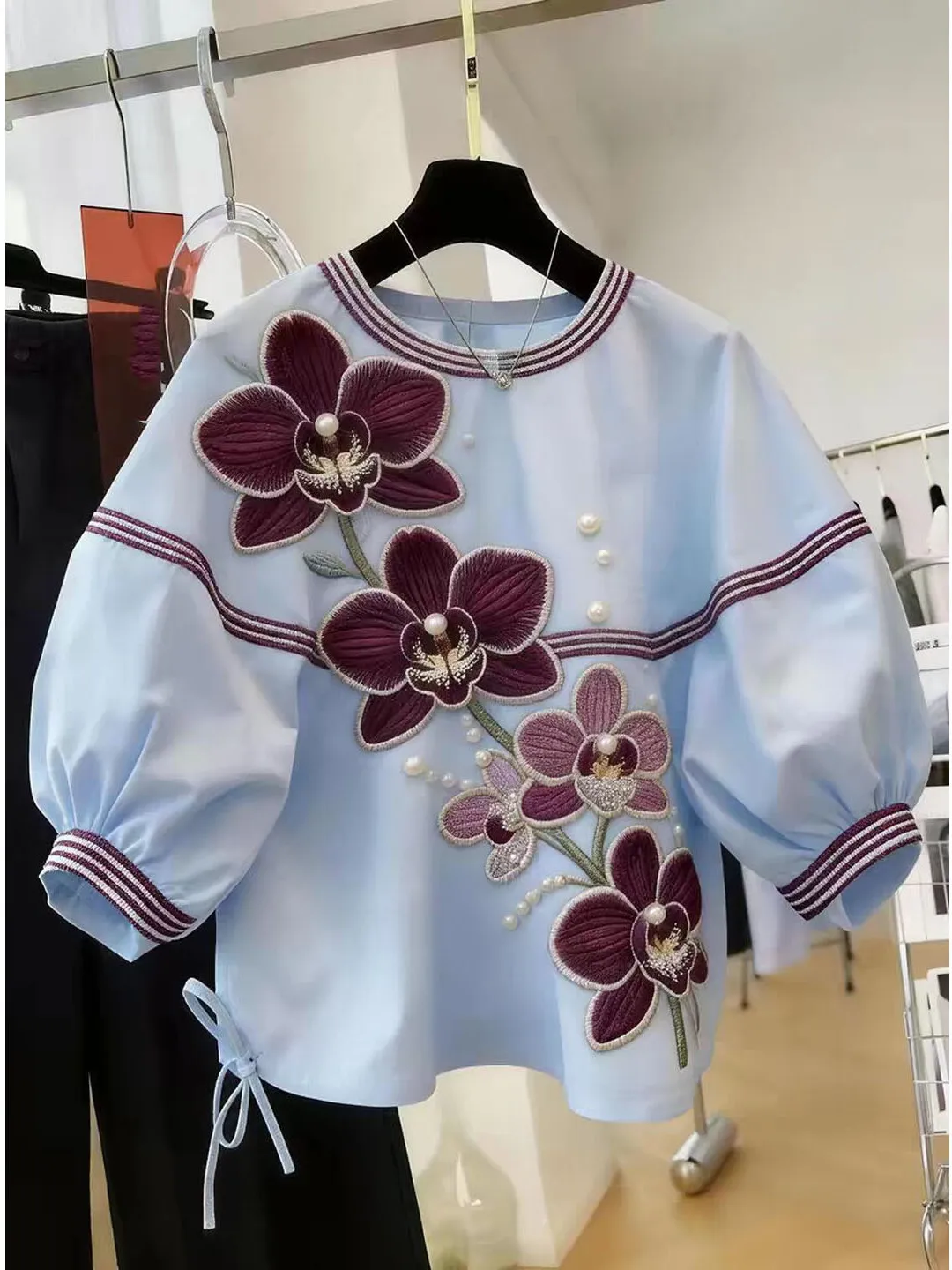 Fashionable Floral Embellished Shirt European High-End New 2026 Women's Premium Feel Commute Style Loose Fit Short Sleeve
Fashionable Floral Embellished Shirt European High-End New 2026 Women's Premium Feel Commute Style Loose Fit Short Sleeve