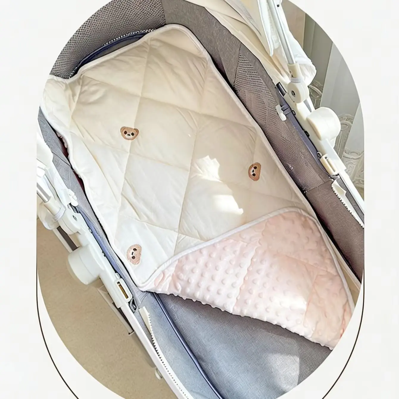 Baby Stroller Seat Seat Pad Thickened Reversible Liner Universal Stroller Mattress Pad Fit for Pram Car Seat Cushion
Baby Stroller Seat Seat Pad Thickened Reversible Liner Universal Stroller Mattress Pad Fit for Pram Car Seat Cushion
