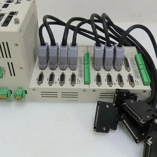 Tau Motion Ctrl Cruiser Ex Cre-c0101-12200 с кабелями Plc-i-1228 = 6a24 Совершенно новый оригинальный спот
Tau Motion Ctrl Cruiser Ex Cre-c0101-12200 с кабелями Plc-i-1228 = 6a24 Совершенно новый оригинальный спот