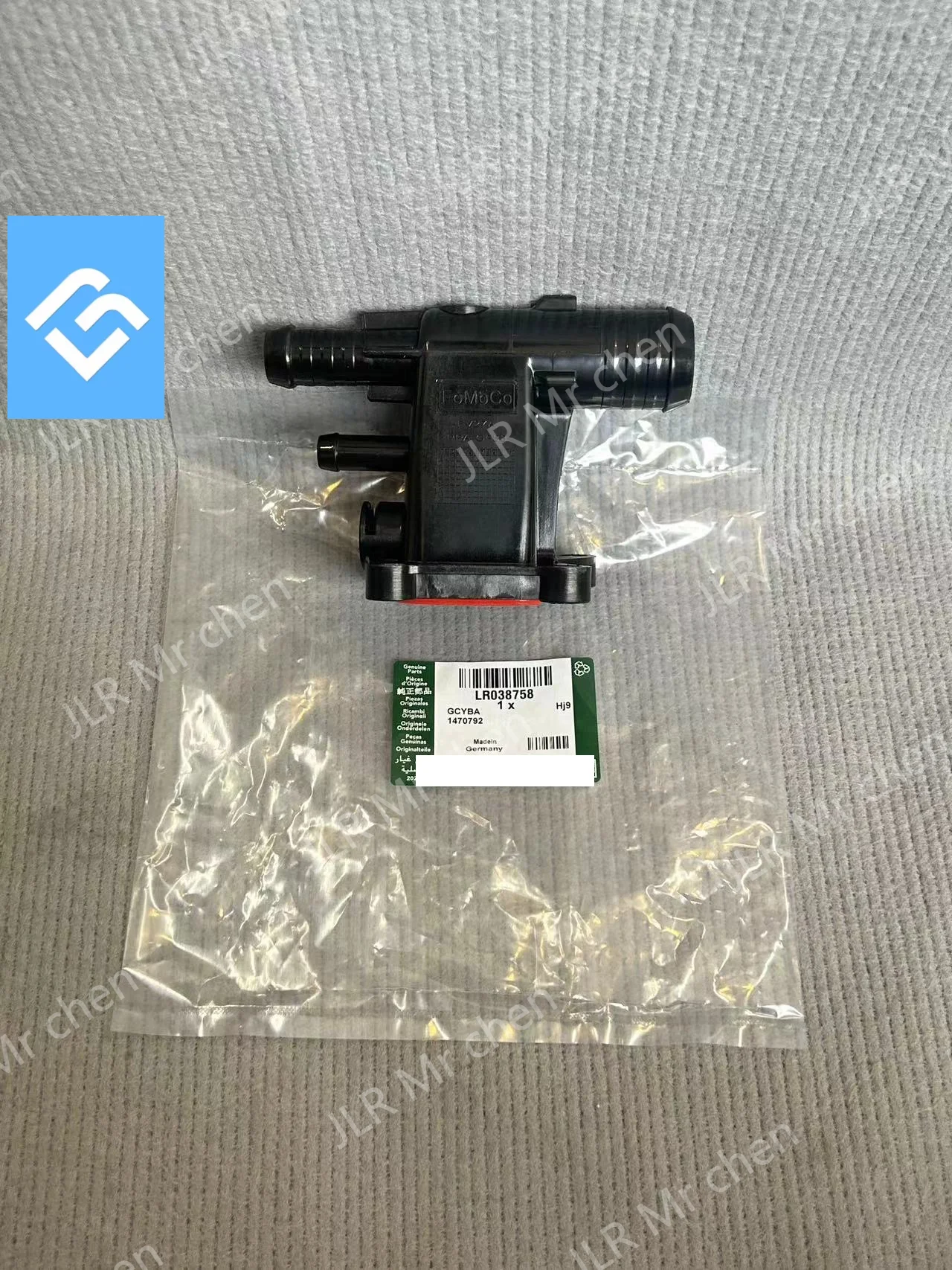 LR038758 LR025564 Engine Cooling Thermostat Interface Water Outlet Connector For LR2 Ford Focus Edge 2.0L 2.3L original
LR038758 LR025564 Engine Cooling Thermostat Interface Water Outlet Connector For LR2 Ford Focus Edge 2.0L 2.3L original