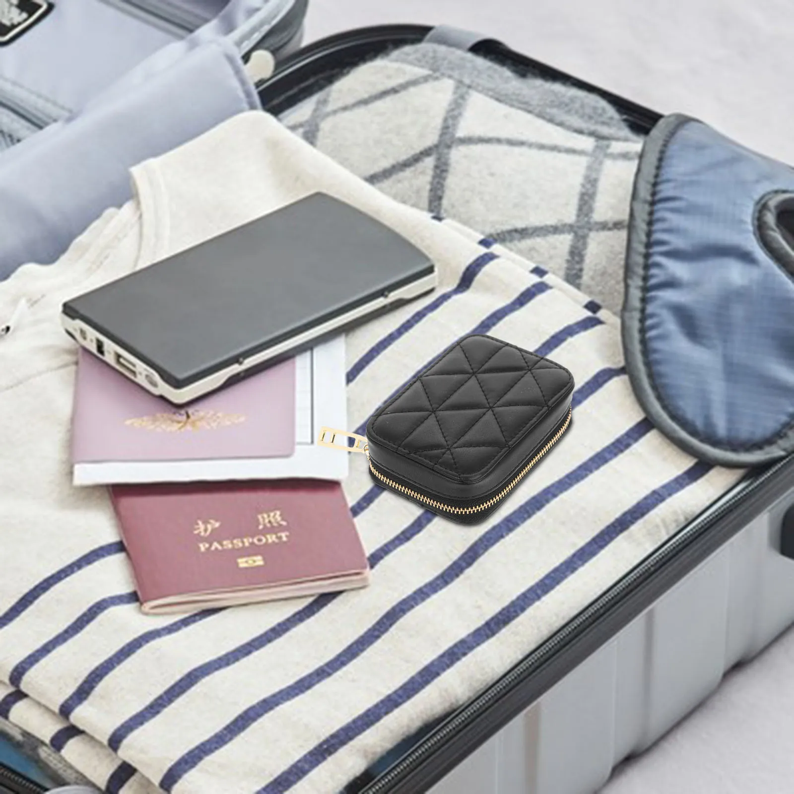 1Pcs Portable Lipstick Mirror Bag Travel Outdoor Makeup Organizer Small Storage Pouch Gift for Women
1Pcs Portable Lipstick Mirror Bag Travel Outdoor Makeup Organizer Small Storage Pouch Gift for Women