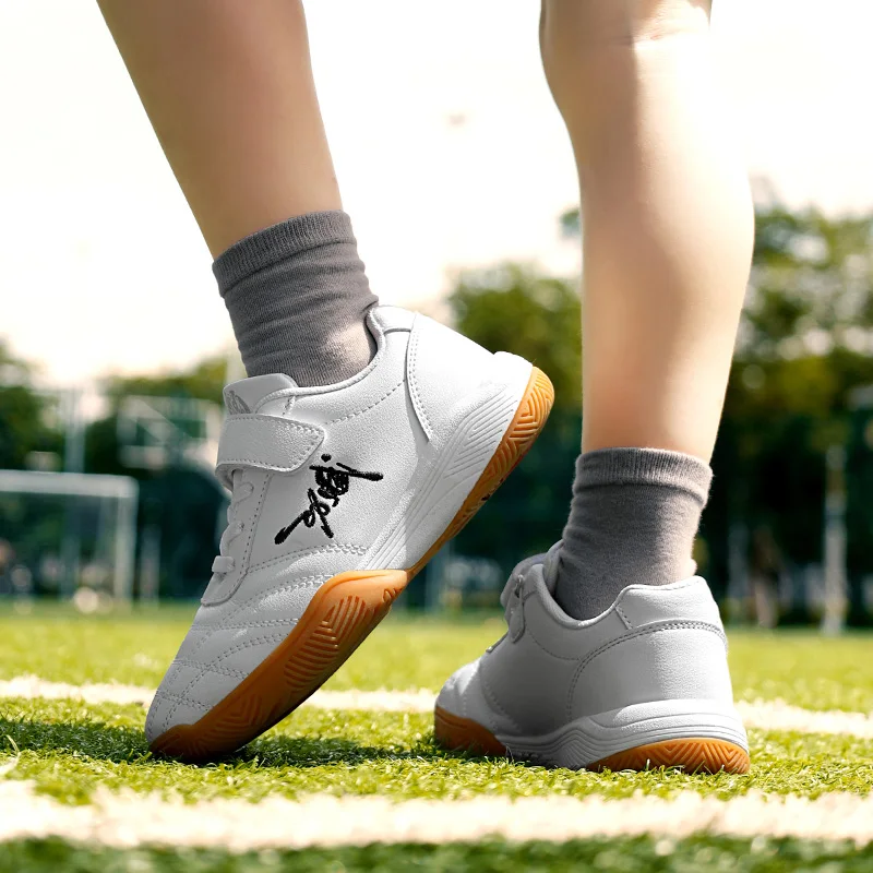 Модная сетчатая мужская повседневная обувь, уличные женские прогулочные кроссовки, удобные мужские дышащие кроссовки без шнуровки для бега
Модная сетчатая мужская повседневная обувь, уличные женские прогулочные кроссовки, удобные мужские дышащие кроссовки без шнуровки для бега