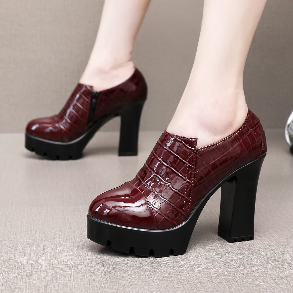 14CM New Women Heels Shoes Woman Rome Grid Shoes Loafers Mary Jane Ladies Shoes Platform Heels Luxury Pumps Designer Heels 33-42
14CM New Women Heels Shoes Woman Rome Grid Shoes Loafers Mary Jane Ladies Shoes Platform Heels Luxury Pumps Designer Heels 33-42