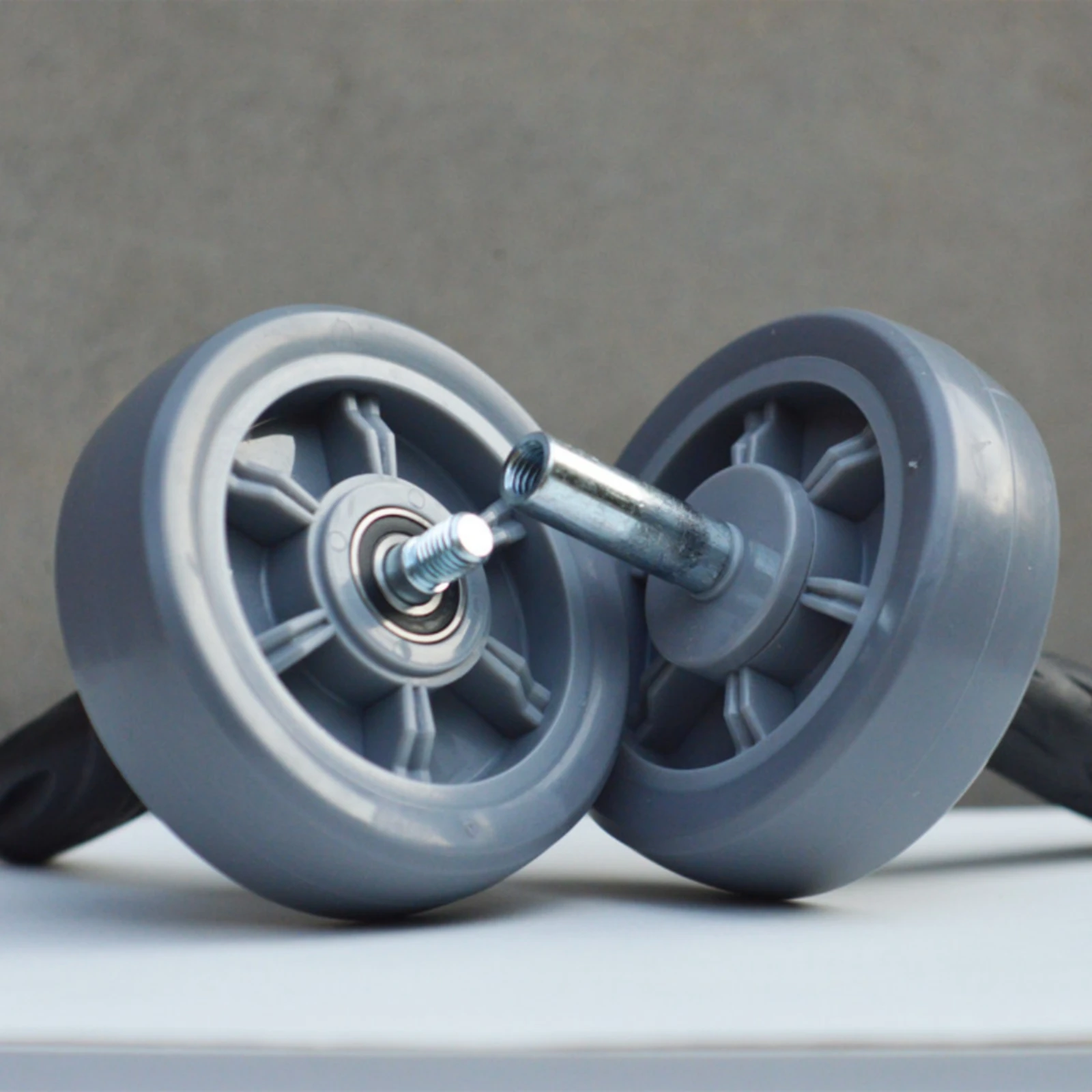 Double Wheel Ab Roller Textured Handles Dual Wheel Abdominal Roller Fitness Gear TPR Rubber Internal Bearings
Double Wheel Ab Roller Textured Handles Dual Wheel Abdominal Roller Fitness Gear TPR Rubber Internal Bearings