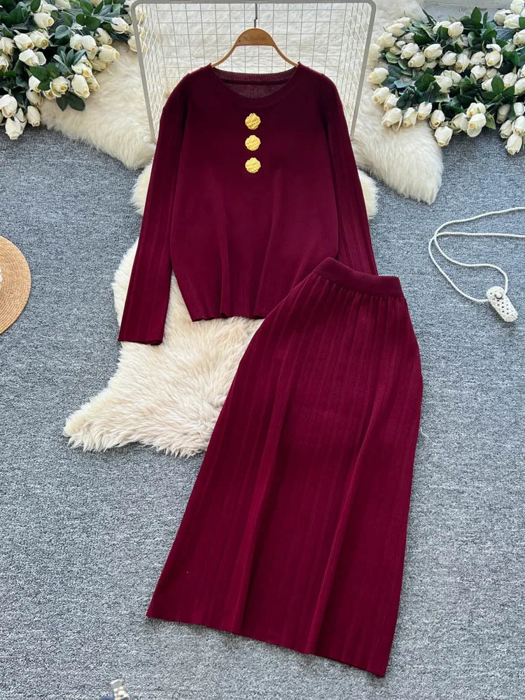 Женский вязаный костюм: свитер и юбка с высокой талией, 3D цветочный узор, повседневный комплект из двух предметов, осенняя одежда
Женский вязаный костюм: свитер и юбка с высокой талией, 3D цветочный узор, повседневный комплект из двух предметов, осенняя одежда