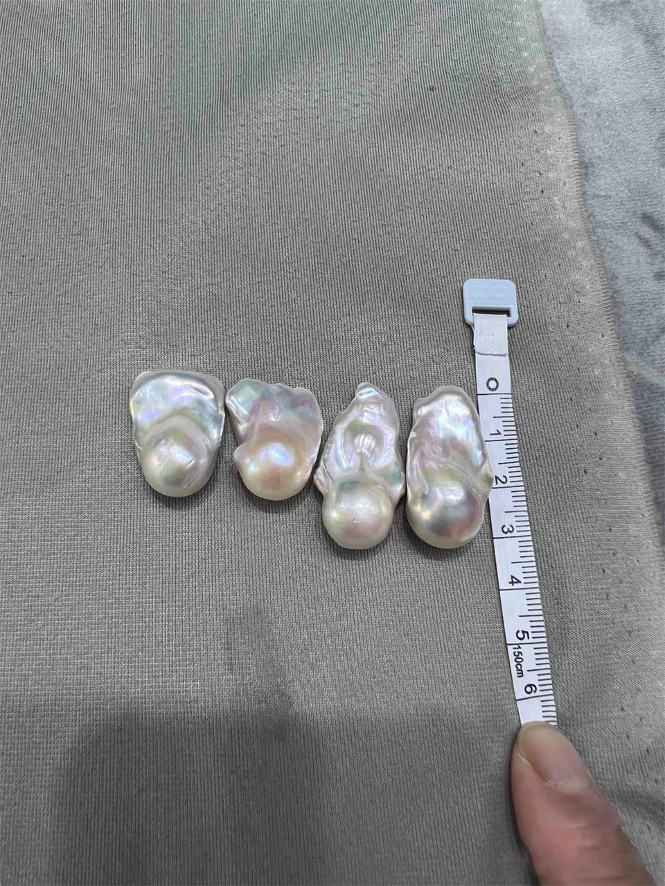 Бусины неправильной формы в стиле барокко 3А, сильный блеск, натуральный белый пресноводный жемчуг с хвостовым орнаментом для ювелирных аксессуаров
Бусины неправильной формы в стиле барокко 3А, сильный блеск, натуральный белый пресноводный жемчуг с хвостовым орнаментом для ювелирных аксессуаров