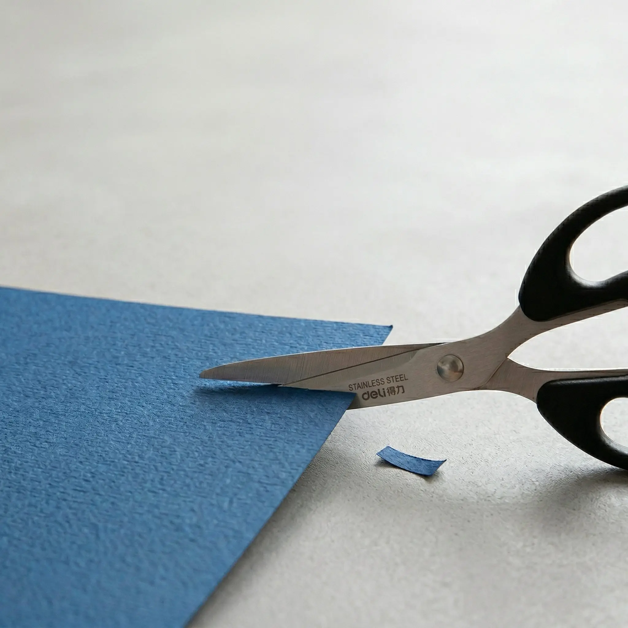Office Stainless Steel Scissors Multipurpose Sharp Blade Comfort Grip for Paper Fabric and Craft Projects
Office Stainless Steel Scissors Multipurpose Sharp Blade Comfort Grip for Paper Fabric and Craft Projects