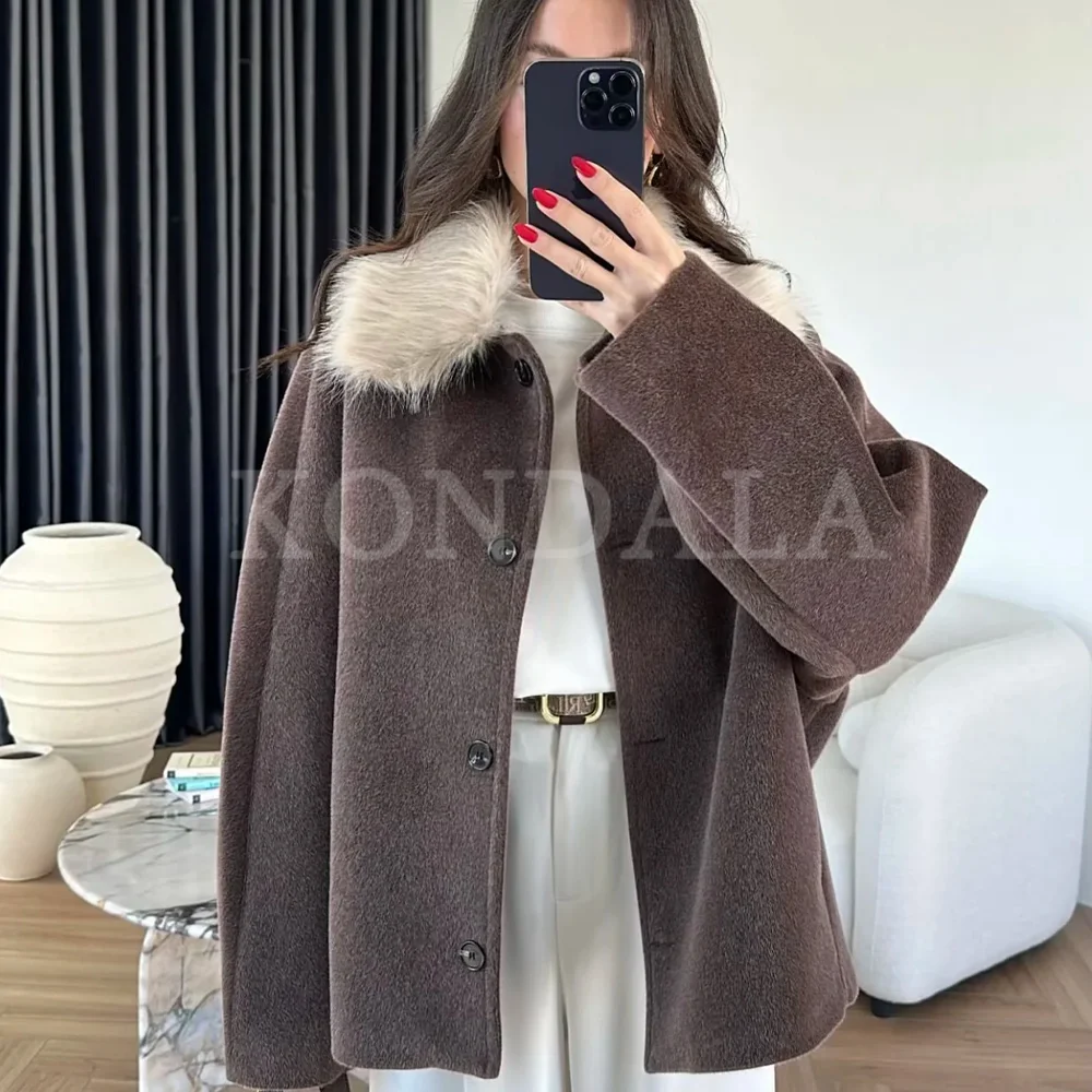 KONDALA 2025 Fall Winter Streetwear Spliced Faux Fur Collar Women Coats Fashion Elegant Brown Single Breasted Ladies Warm Coats
KONDALA 2025 Fall Winter Streetwear Spliced Faux Fur Collar Women Coats Fashion Elegant Brown Single Breasted Ladies Warm Coats