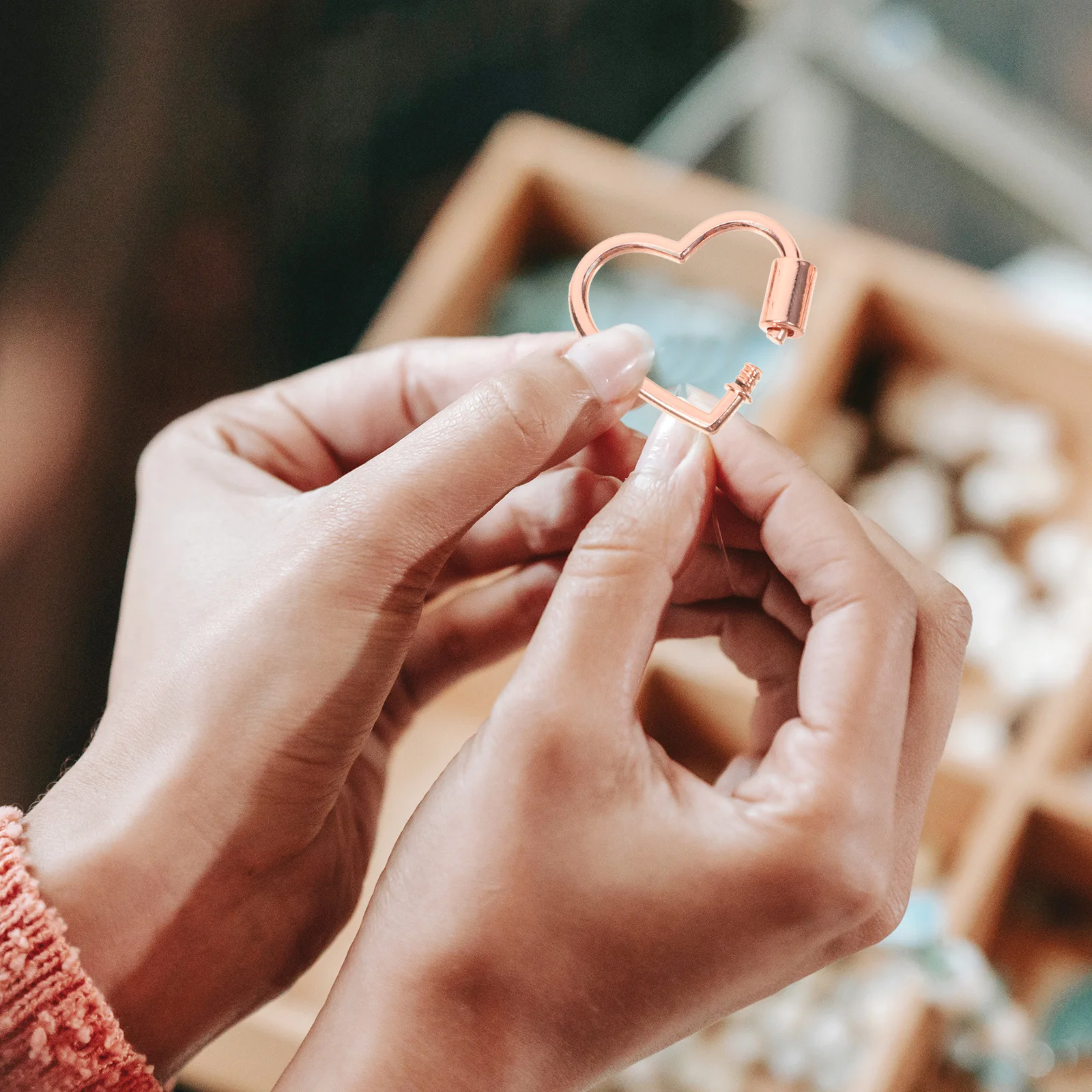 5Pcs Heart Shape Screw Carabiner Clasp Necklace Bracelet Hooks Key Chain Buckle Connector DIY Jewelry Making Supplies
5Pcs Heart Shape Screw Carabiner Clasp Necklace Bracelet Hooks Key Chain Buckle Connector DIY Jewelry Making Supplies