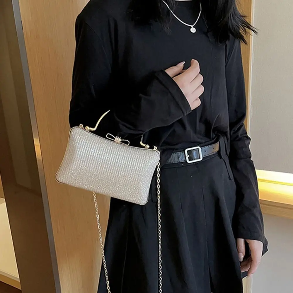 Elegant Glitter Evening Banquet Bag Rhinestone Large Capacity Box Handbag Wrist Bag Shoulder Bag Ladies Clutch Bag Party
Elegant Glitter Evening Banquet Bag Rhinestone Large Capacity Box Handbag Wrist Bag Shoulder Bag Ladies Clutch Bag Party
