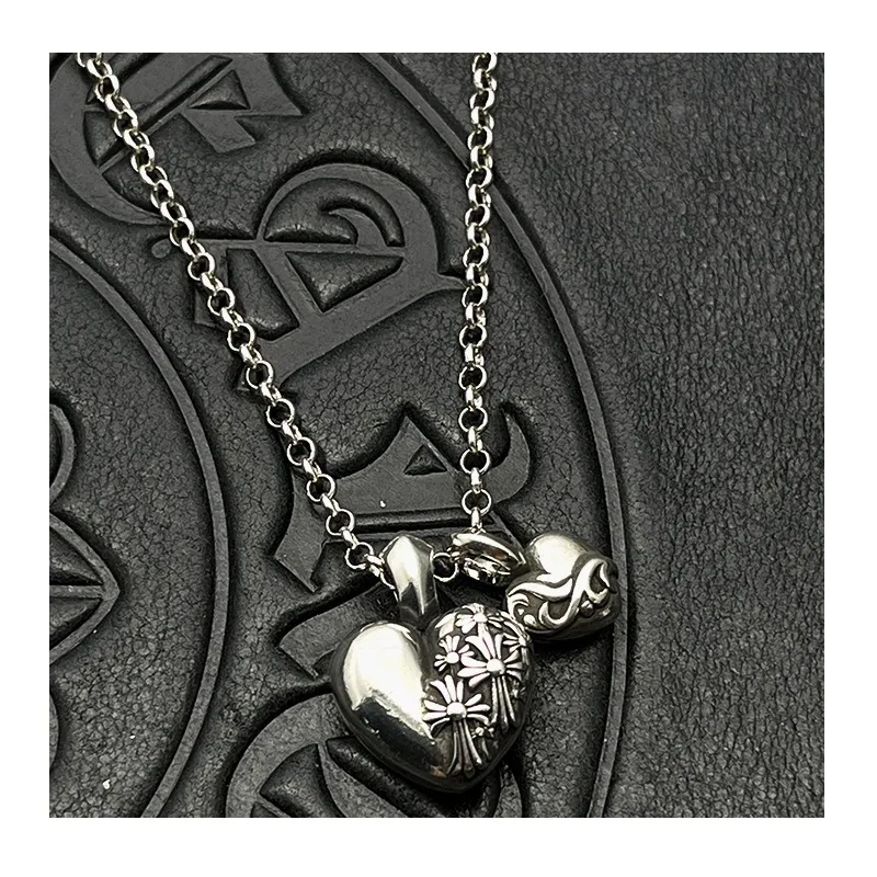 Trendy Jewelry Thai Silver Retro Double Peach Heart Tomb Necklace Personalized Cross High-end Autumn and Winter Sweater Chain
Trendy Jewelry Thai Silver Retro Double Peach Heart Tomb Necklace Personalized Cross High-end Autumn and Winter Sweater Chain