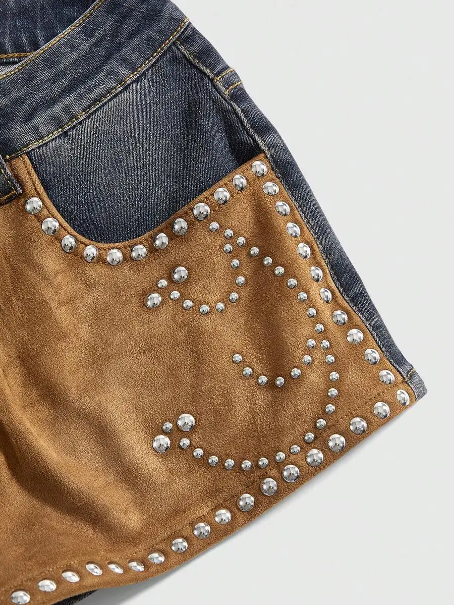 Western Suede Patchwork Distressed Vintage Low Waist Denim Skinny Shorts
Western Suede Patchwork Distressed Vintage Low Waist Denim Skinny Shorts