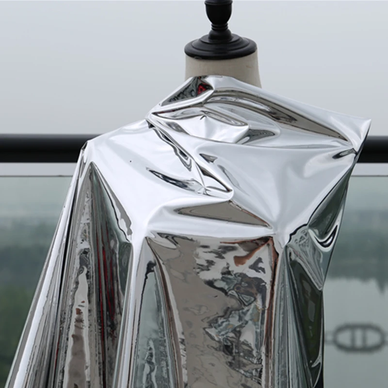 50X137Cm Silver Reflective Mirror Cloth Waterproof Creative Garment Double-Sided Silver Mirror Tpu Clothes Designer Fabric
50X137Cm Silver Reflective Mirror Cloth Waterproof Creative Garment Double-Sided Silver Mirror Tpu Clothes Designer Fabric