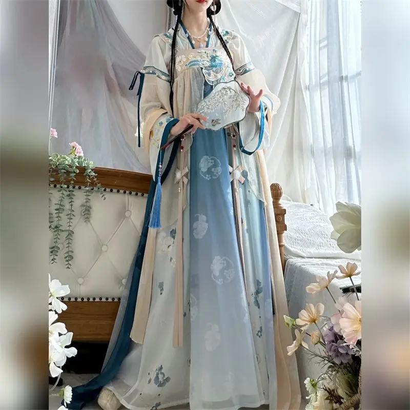 Ancient Chinese Costume Hanfu One-Piece Chest Hanfu Long Robe Embroidered Printed Spring and Summer for Girlfriends
Ancient Chinese Costume Hanfu One-Piece Chest Hanfu Long Robe Embroidered Printed Spring and Summer for Girlfriends
