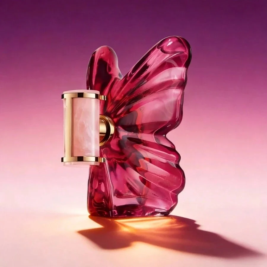 La Bomba is an oriental flower scented women's perfume - luxury brand perfume - aromatic essential oil - formaldehyde free - fashionable perfume - durable cologne perfume - floral perfume - suitable for all occasions - the best gift for girls
La Bomba is an oriental flower scented women's perfume - luxury brand perfume - aromatic essential oil - formaldehyde free - fashionable perfume - durable cologne perfume - floral perfume - suitable for all occasions - the best gift for girls