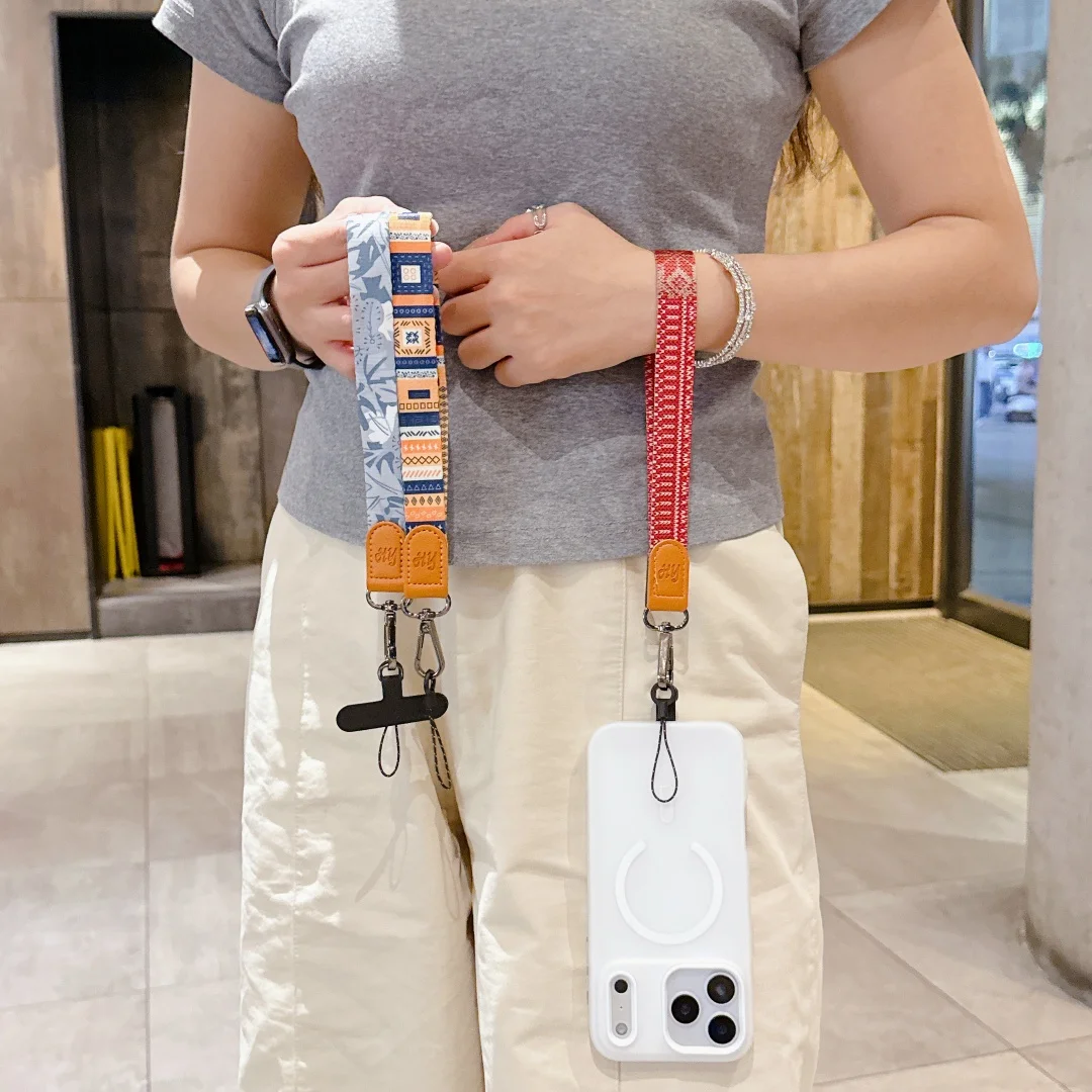 Lanyard Short Bracelet Straps Keychain Wide Leaves Pattern Wraist Rope for Mobile Phone Accessories
Lanyard Short Bracelet Straps Keychain Wide Leaves Pattern Wraist Rope for Mobile Phone Accessories