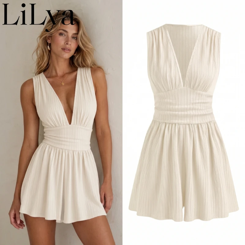 Fashion Casual Popular V Neck Waist Cinched Design Pleated Women Rompers Elegant Commuter Shorts Sleeveless daily Women Rompers
Fashion Casual Popular V Neck Waist Cinched Design Pleated Women Rompers Elegant Commuter Shorts Sleeveless daily Women Rompers