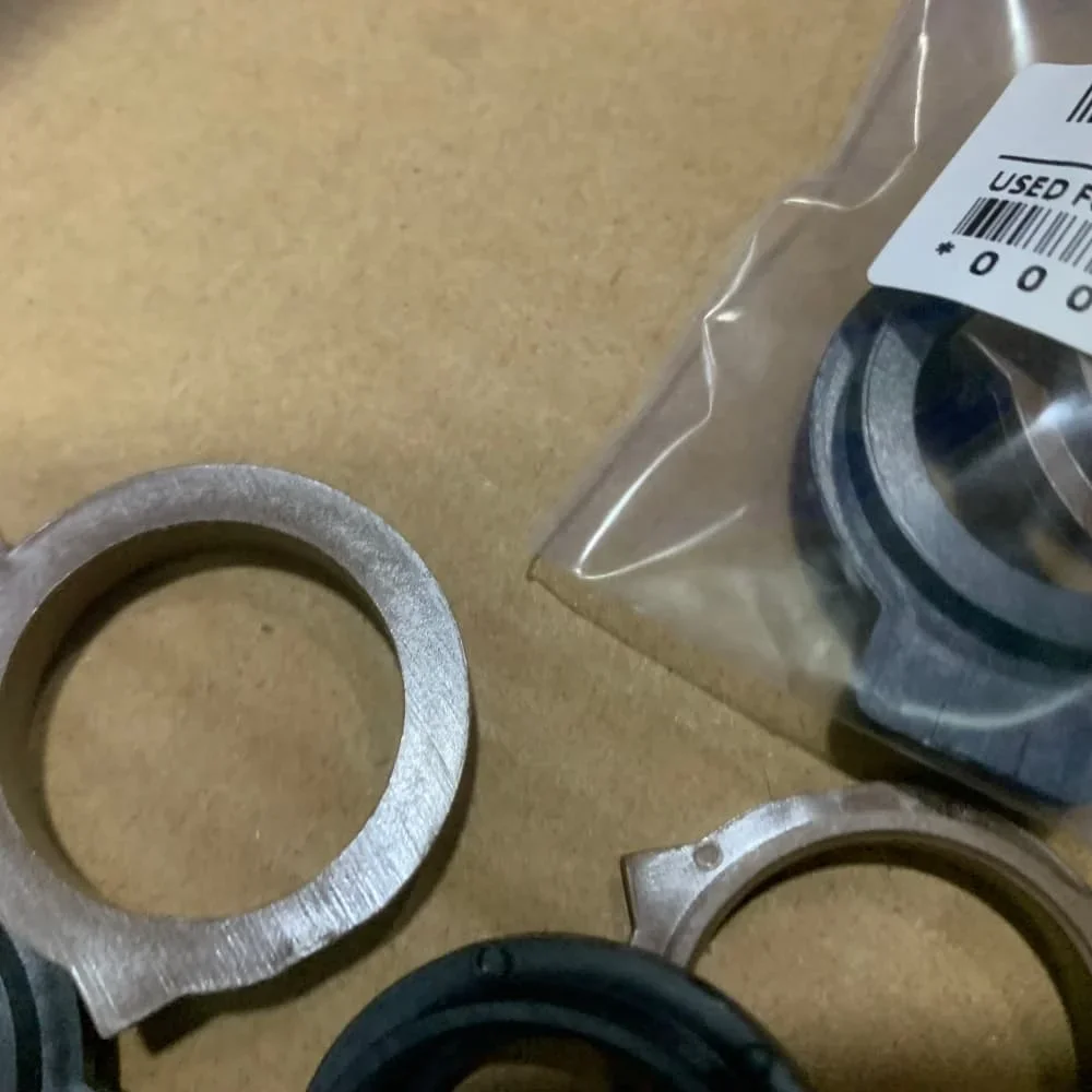 2H425150 2BR20180 Fuser Upper Heat Roller Bushing for KYOCERA FS 1100 1300 1350 2000 1028 1128 1030 1130 1035 1135 MFP KM2810
2H425150 2BR20180 Fuser Upper Heat Roller Bushing for KYOCERA FS 1100 1300 1350 2000 1028 1128 1030 1130 1035 1135 MFP KM2810