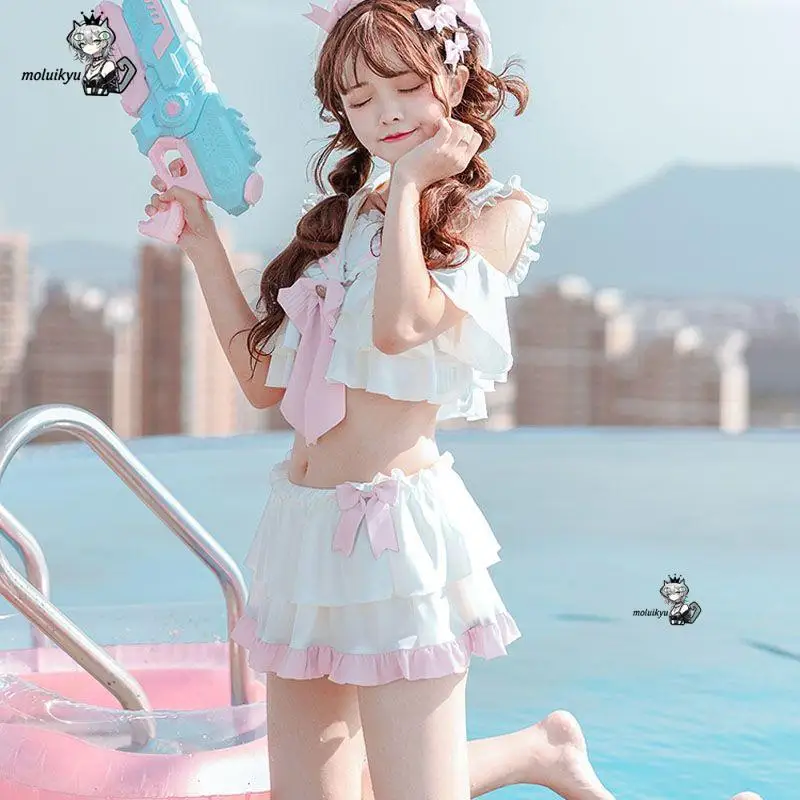 Kawaii Japanese Woman's Swimsuit Sailor Collar Summer New Cute Hot Spring Student Cute Bow Top Skirt 2 Piece Set Split Swimsuit
Kawaii Japanese Woman's Swimsuit Sailor Collar Summer New Cute Hot Spring Student Cute Bow Top Skirt 2 Piece Set Split Swimsuit