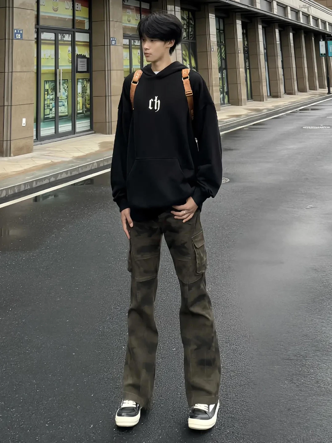 Мужские джинсы в американском ретро-стиле с камуфляжным принтом, высокой талией, прямым кроем, стройнящие, рабочие брюки, молодежный стиль, полиэстер
Мужские джинсы в американском ретро-стиле с камуфляжным принтом, высокой талией, прямым кроем, стройнящие, рабочие брюки, молодежный стиль, полиэстер