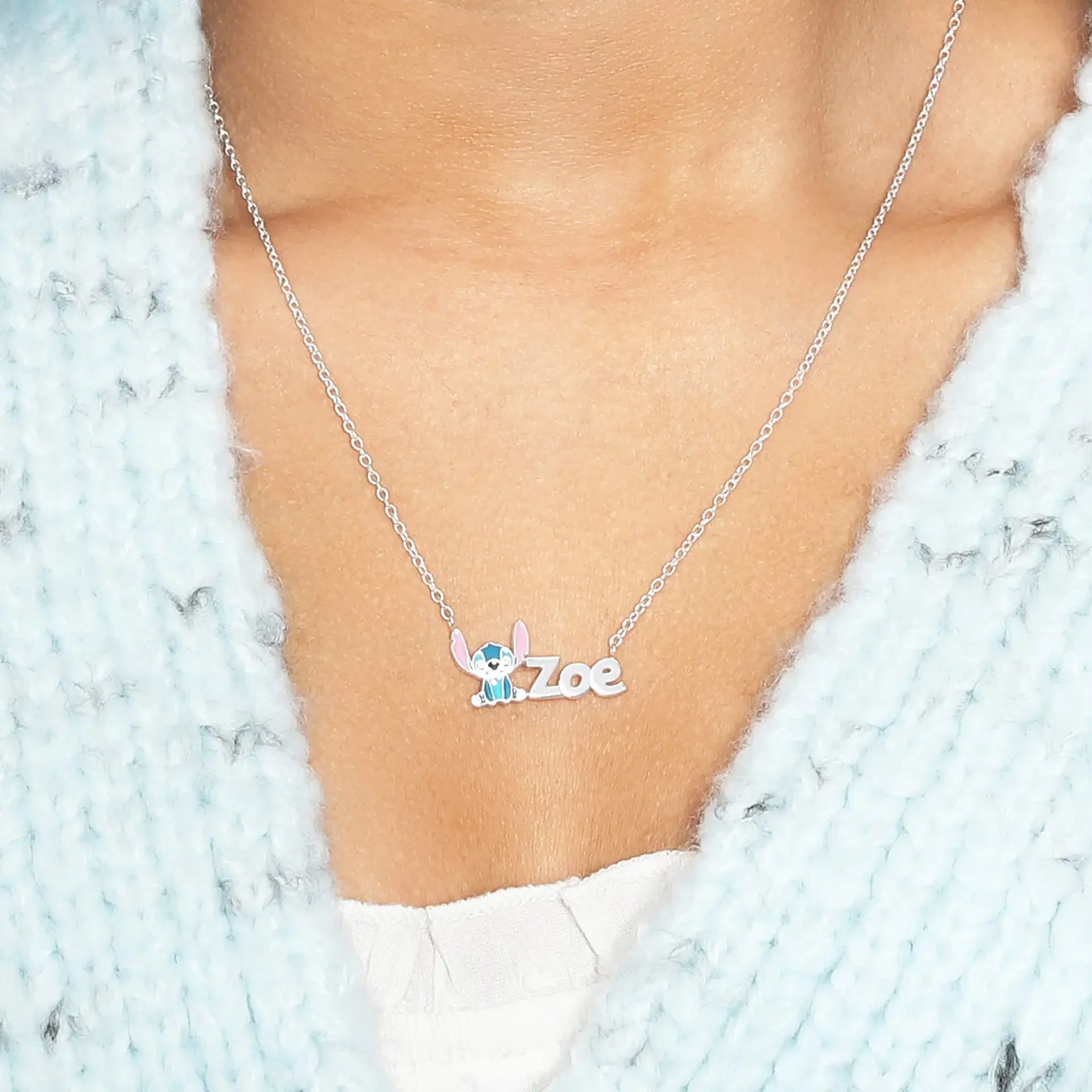 Disney Kawaii Stitch Zoe Pendant Necklace Anime Accessories Simple Fashion Angel Clavicle Necklaces Girls Jewelry Birthday Gifts
Disney Kawaii Stitch Zoe Pendant Necklace Anime Accessories Simple Fashion Angel Clavicle Necklaces Girls Jewelry Birthday Gifts