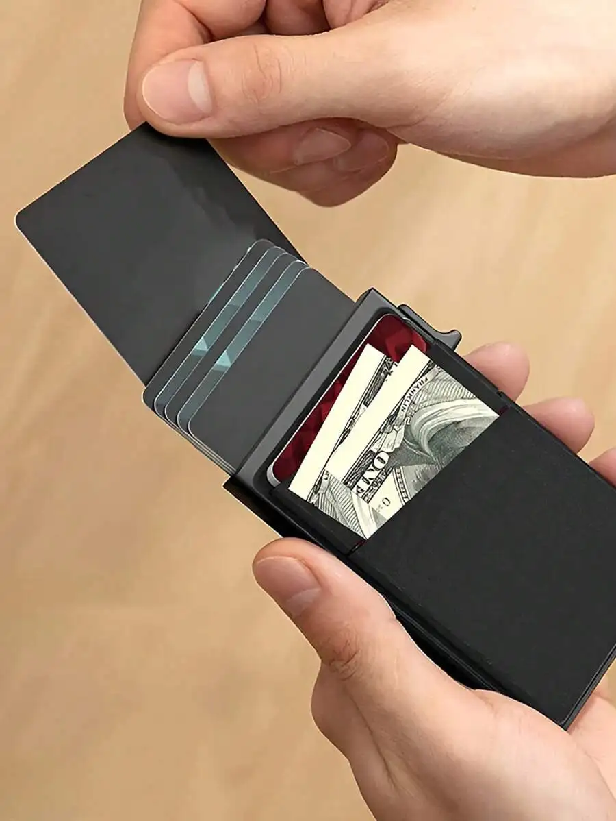 Men's Credit Card Holder With Auto Card Ejection, Leather Card Case
Men's Credit Card Holder With Auto Card Ejection, Leather Card Case