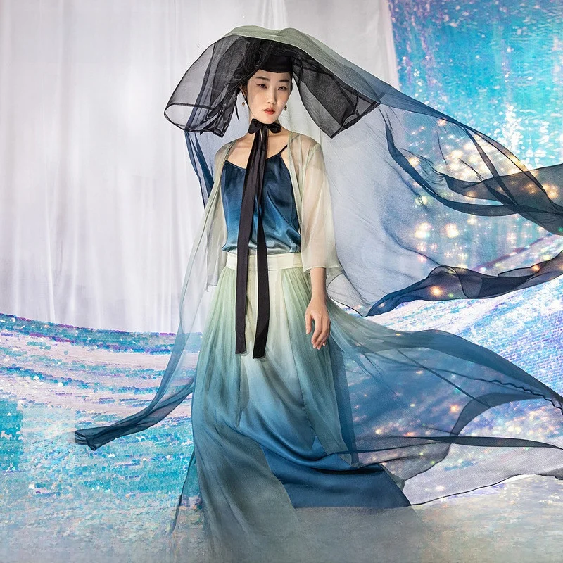 New Summer Silk Open Cardigan Long een Color Women's Straight Tube Sve Bell Sve Length Seven Clothes Cardigan
New Summer Silk Open Cardigan Long een Color Women's Straight Tube Sve Bell Sve Length Seven Clothes Cardigan