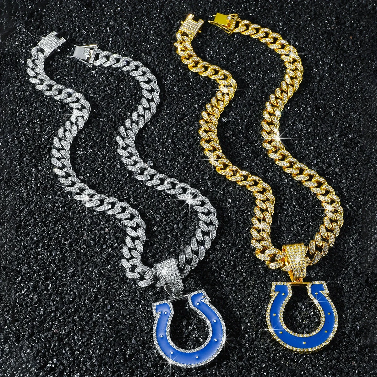 New Men's Full Diamond Chain Hip-Hop Style Personalized Dripping oil U-Shaped Rugby Team LOGO Pendant
New Men's Full Diamond Chain Hip-Hop Style Personalized Dripping oil U-Shaped Rugby Team LOGO Pendant