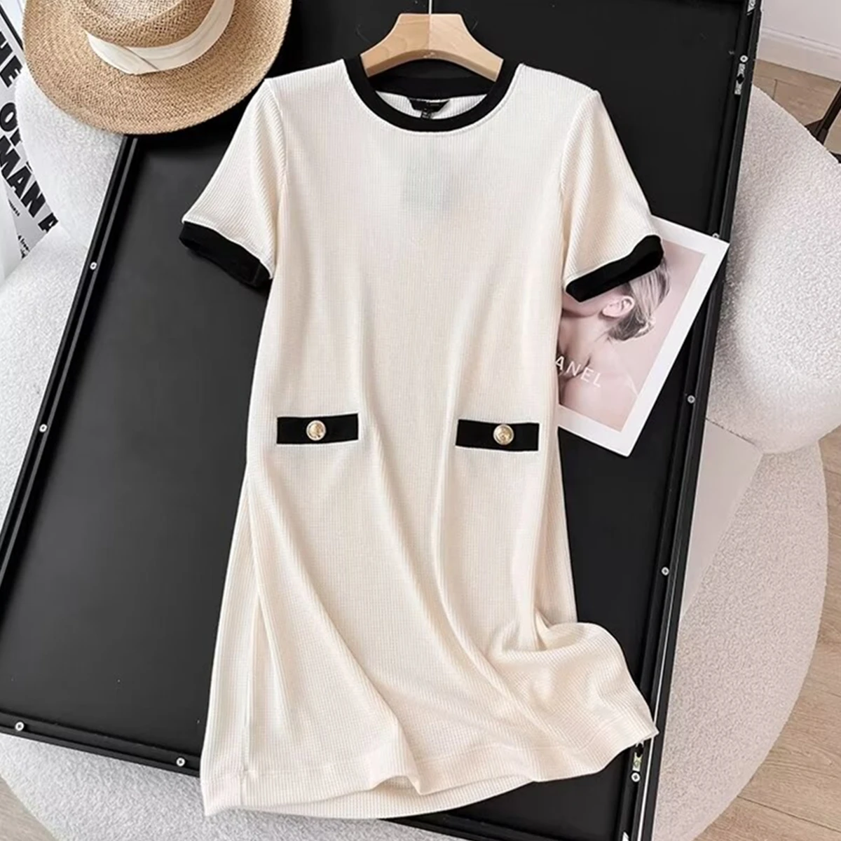 Dave&Di Summer Dress Women French Fashion Women's Patchwork Gold Button Round Neck Knitted Mini Dress Ladies
Dave&Di Summer Dress Women French Fashion Women's Patchwork Gold Button Round Neck Knitted Mini Dress Ladies