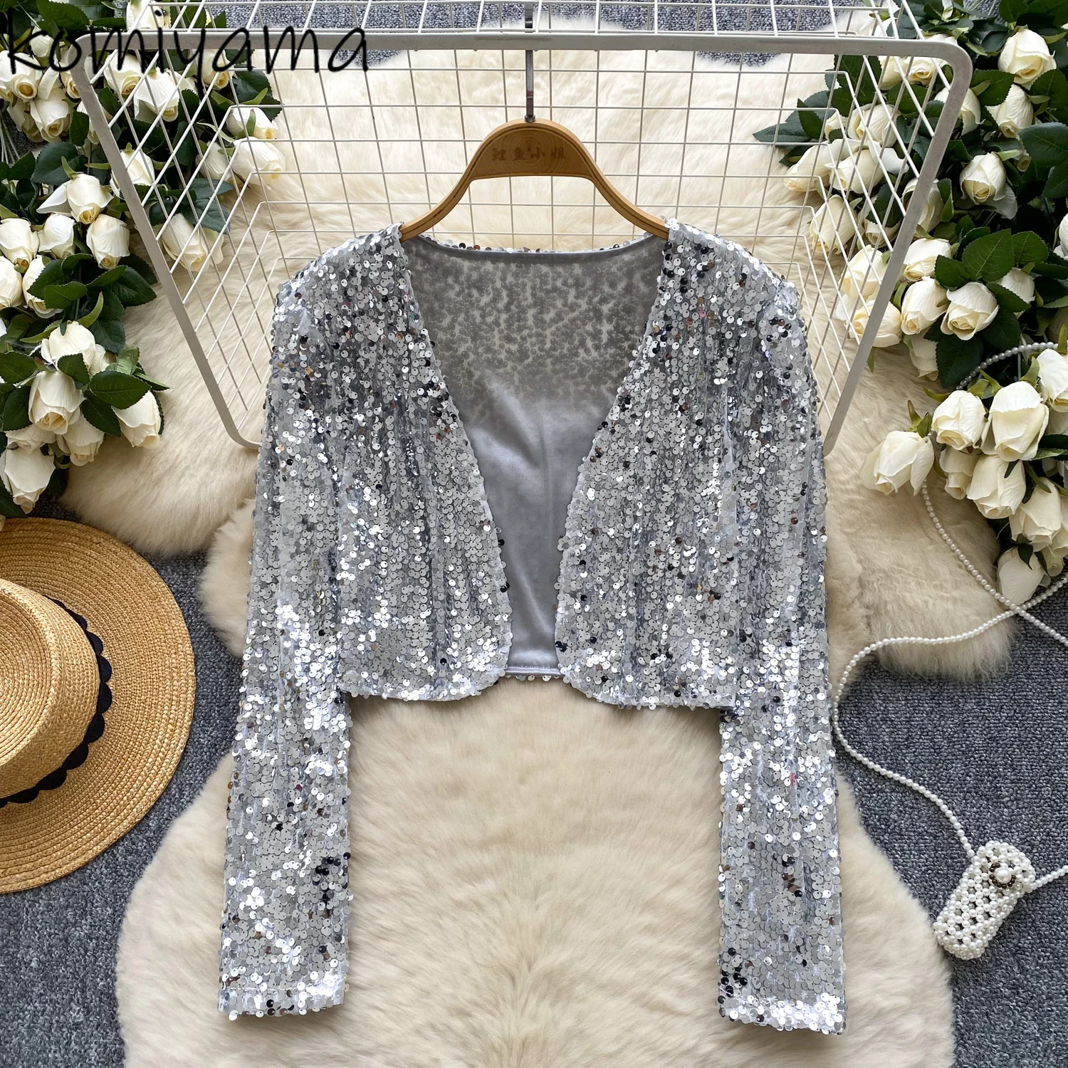 V-neck Sequins Outerwears Advanced Sense Bling Ropa Mujer Long Sleeve Jacket Spring Chaquetas 2025 New Women Jackets
V-neck Sequins Outerwears Advanced Sense Bling Ropa Mujer Long Sleeve Jacket Spring Chaquetas 2025 New Women Jackets