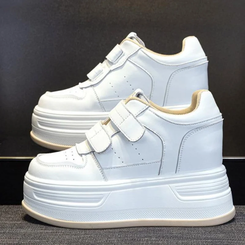 10CM Cow Genuine Leather Autumn Platform Wedge Skate Heels Comfy Casual Shoes High Brand Chunky Sneaker Hook Women Vulcanized
10CM Cow Genuine Leather Autumn Platform Wedge Skate Heels Comfy Casual Shoes High Brand Chunky Sneaker Hook Women Vulcanized