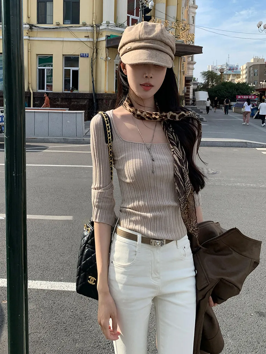 Slim Fit Long Sleeve Knitted Sweater Square Collar Base Layer T-Shirt for Women Autumn Winter Fashion Casual Comfortable Top
Slim Fit Long Sleeve Knitted Sweater Square Collar Base Layer T-Shirt for Women Autumn Winter Fashion Casual Comfortable Top