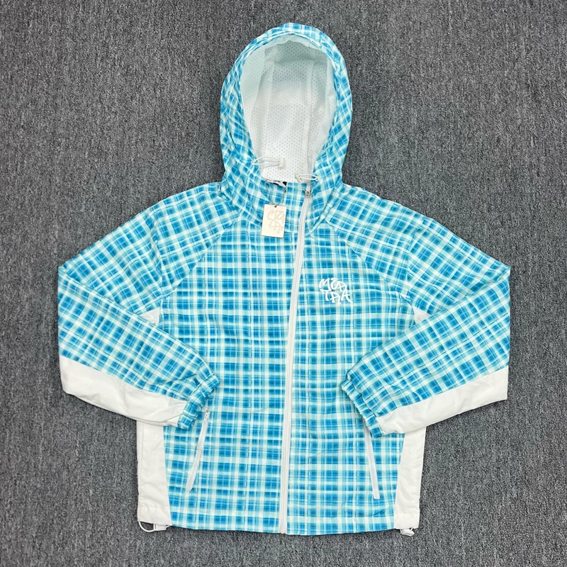 Американская трендовая клетчатая куртка Mertra, классический логотип, скошенная молния, дизайн, толстовка с капюшоном, пальто, повседневные модные брендовые куртки
Американская трендовая клетчатая куртка Mertra, классический логотип, скошенная молния, дизайн, толстовка с капюшоном, пальто, повседневные модные брендовые куртки