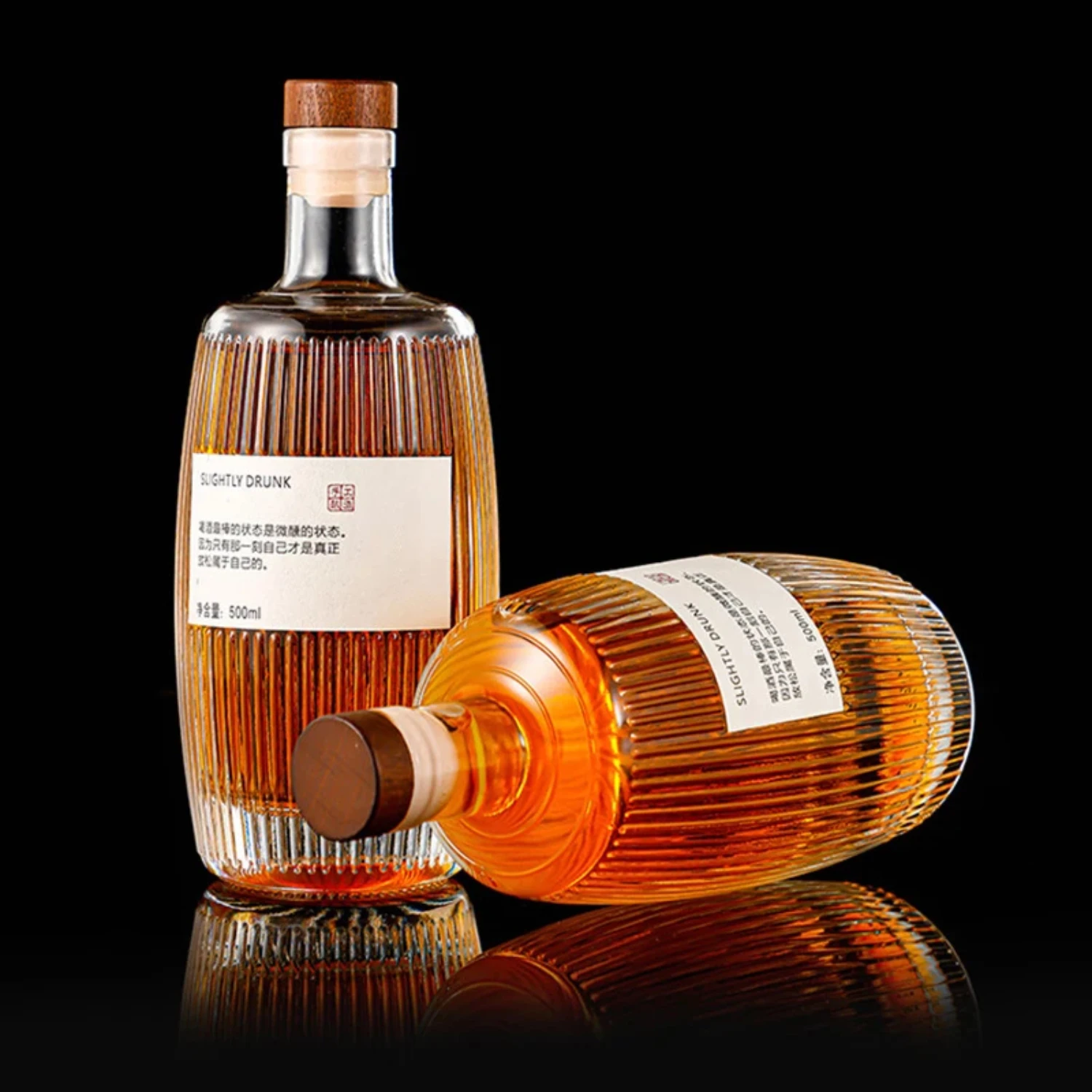 500ml Stripe Glass Bottle with Wooden Stopper Liquid Containers Clear Wine Vessel Brewing Liquor
500ml Stripe Glass Bottle with Wooden Stopper Liquid Containers Clear Wine Vessel Brewing Liquor