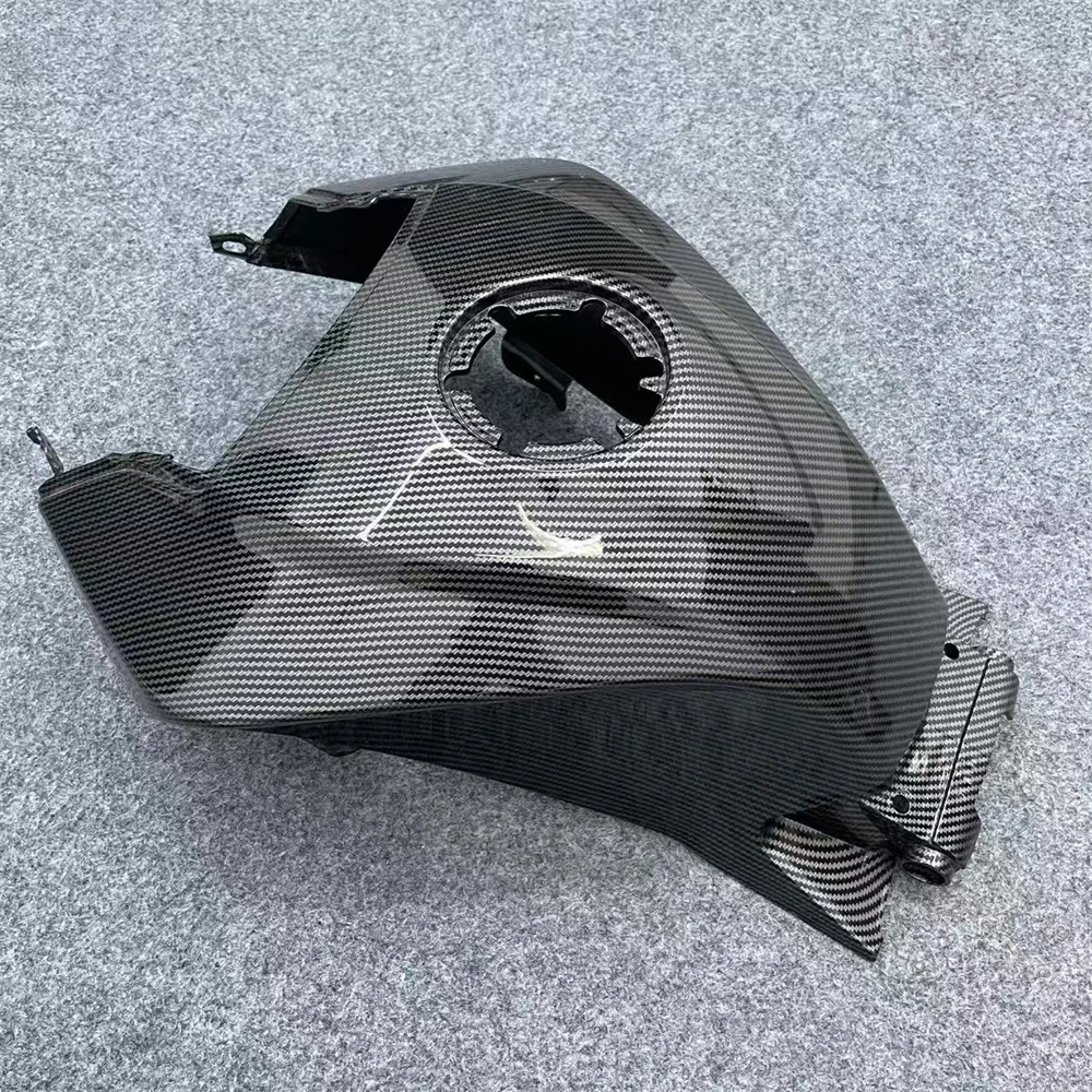 ABS motorcycle fairings are suitable for RS4 125 large fuel tank covers with carbon fiber paint in 12-15 2012 2013 2014 2015
ABS motorcycle fairings are suitable for RS4 125 large fuel tank covers with carbon fiber paint in 12-15 2012 2013 2014 2015