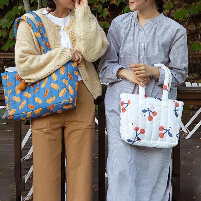 Korean Style Large Capacity Tote Bag With Cute Cartoon Print Casual Shoulder Bag For Women And Mommy Daily Use
Korean Style Large Capacity Tote Bag With Cute Cartoon Print Casual Shoulder Bag For Women And Mommy Daily Use