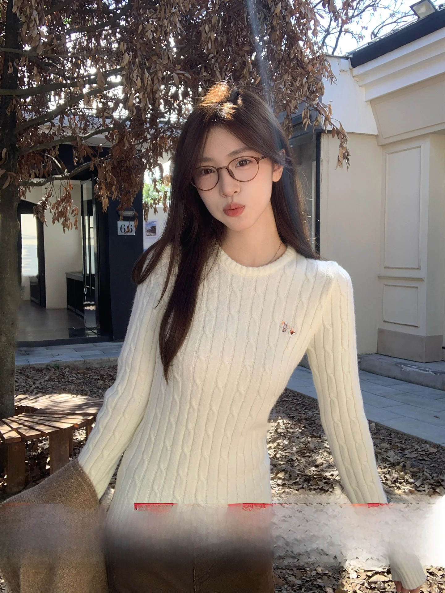 Вязаный свитер Morning Bloom с вышивкой и длинными рукавами, женский вязаный топ с круглым вырезом и узором косичка, базовый слой для весны и осени
Вязаный свитер Morning Bloom с вышивкой и длинными рукавами, женский вязаный топ с круглым вырезом и узором косичка, базовый слой для весны и осени