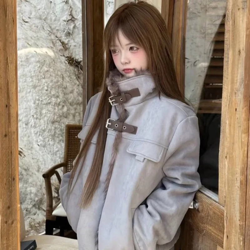 Korean High Street Plush Jacket Short Coat 2026 Autumn/Winter Mao Splicing Stand up Collar Sweet Cool Cotton Jacket for Women WF
Korean High Street Plush Jacket Short Coat 2026 Autumn/Winter Mao Splicing Stand up Collar Sweet Cool Cotton Jacket for Women WF