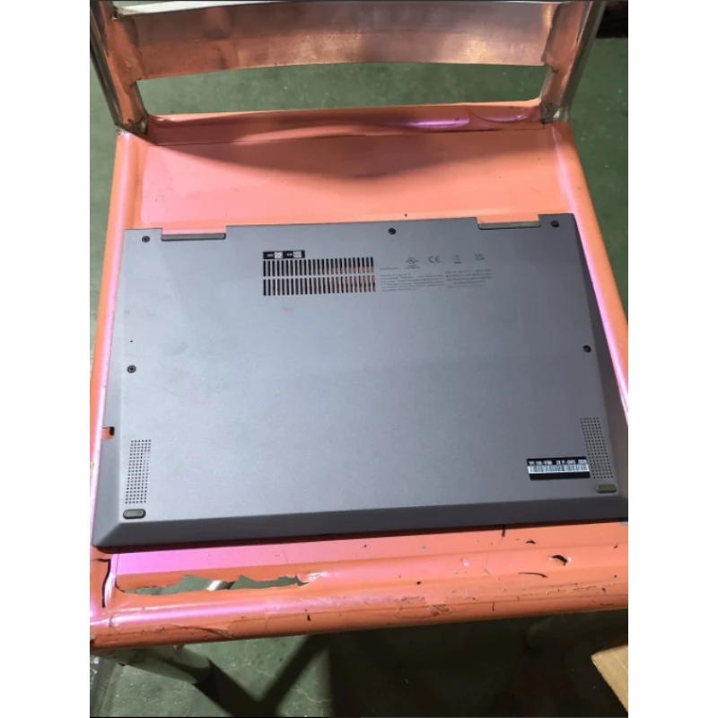 Для Lenovo ThinkPad X1 Yoga Gen 8 Gen 7 2023 2022 Нижняя крышка корпуса (б/у) 5CB1J18157 5CB1J18158
Для Lenovo ThinkPad X1 Yoga Gen 8 Gen 7 2023 2022 Нижняя крышка корпуса (б/у) 5CB1J18157 5CB1J18158