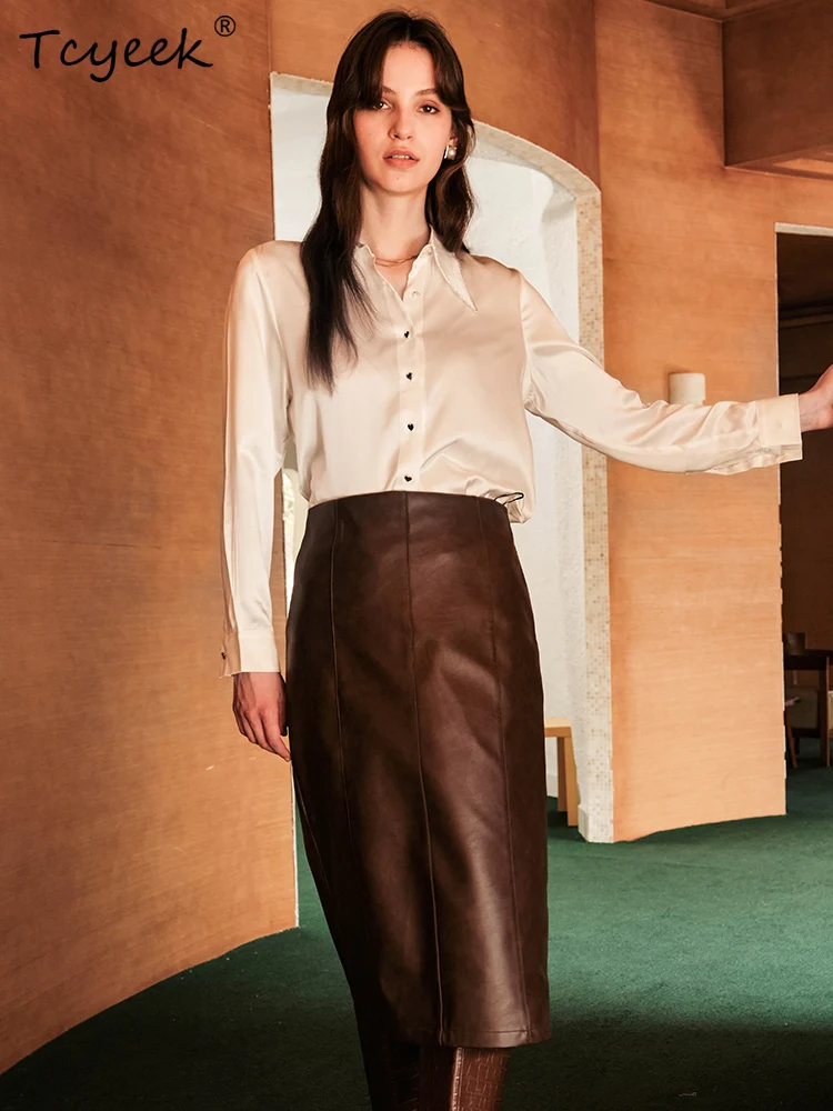 Tcyeek, 100%Mulberry Silk Elegant Shirt, Women Long Sleeve Pointed Collar, Loose OL Fashion Blouse, 2024 Autumn New T48933QM
Tcyeek, 100%Mulberry Silk Elegant Shirt, Women Long Sleeve Pointed Collar, Loose OL Fashion Blouse, 2024 Autumn New T48933QM