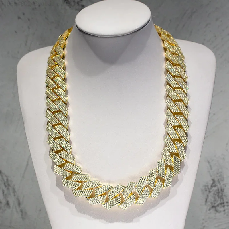Iced Out Jewelry 925 Sterling Silver 24mm 4 Rows Hip Hop Moissanite Cuban Link Chain
Iced Out Jewelry 925 Sterling Silver 24mm 4 Rows Hip Hop Moissanite Cuban Link Chain