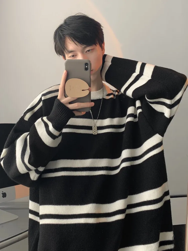 Striped Knitwear Men's Spring Autumn Sle round Ne Loose Knitted Sweater American Retro High Sensation Teenager Casual Wear
Striped Knitwear Men's Spring Autumn Sle round Ne Loose Knitted Sweater American Retro High Sensation Teenager Casual Wear