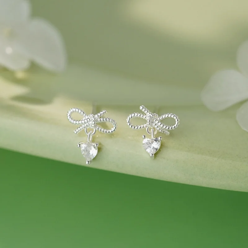 Sterling Silver S925 Silver Needle French Bow Zircon Earrings Female Sweet Explosions Luxury Premium Earrings Jewelry
Sterling Silver S925 Silver Needle French Bow Zircon Earrings Female Sweet Explosions Luxury Premium Earrings Jewelry