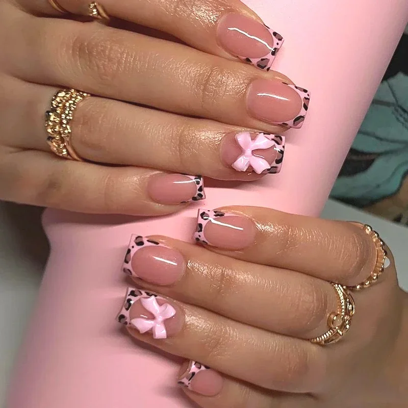 24 шт., розовые накладные ногти с леопардовым принтом, накладные ногти с короткой квадратной головкой, 3D, черный бант, накладные ногти, акриловые, полное покрытие, пресс на ногтях
24 шт., розовые накладные ногти с леопардовым принтом, накладные ногти с короткой квадратной головкой, 3D, черный бант, накладные ногти, акриловые, полное покрытие, пресс на ногтях